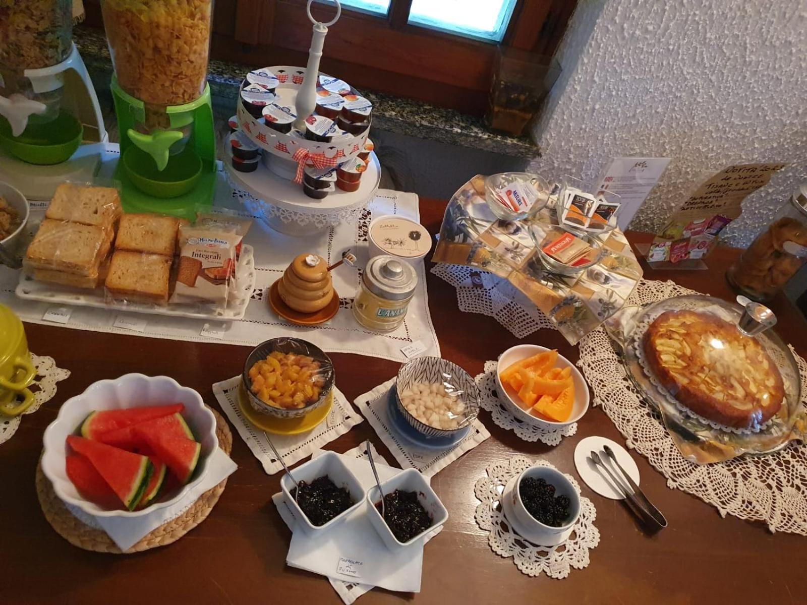 L'Uliveto D'Argento Bed & Breakfast Finale Ligure Bagian luar foto